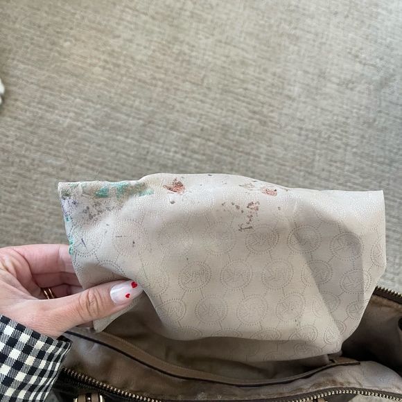 Michael Kors Tote Purse - Picture 4 of 7